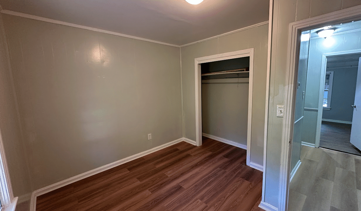 400 broadway street 8